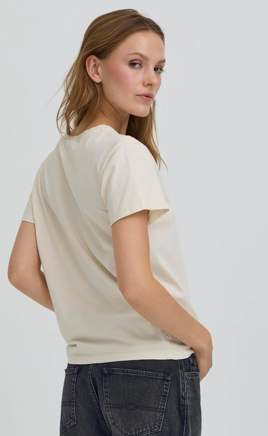 BALL Original T-shirt - Simona - Arctic Wolf - Image 6