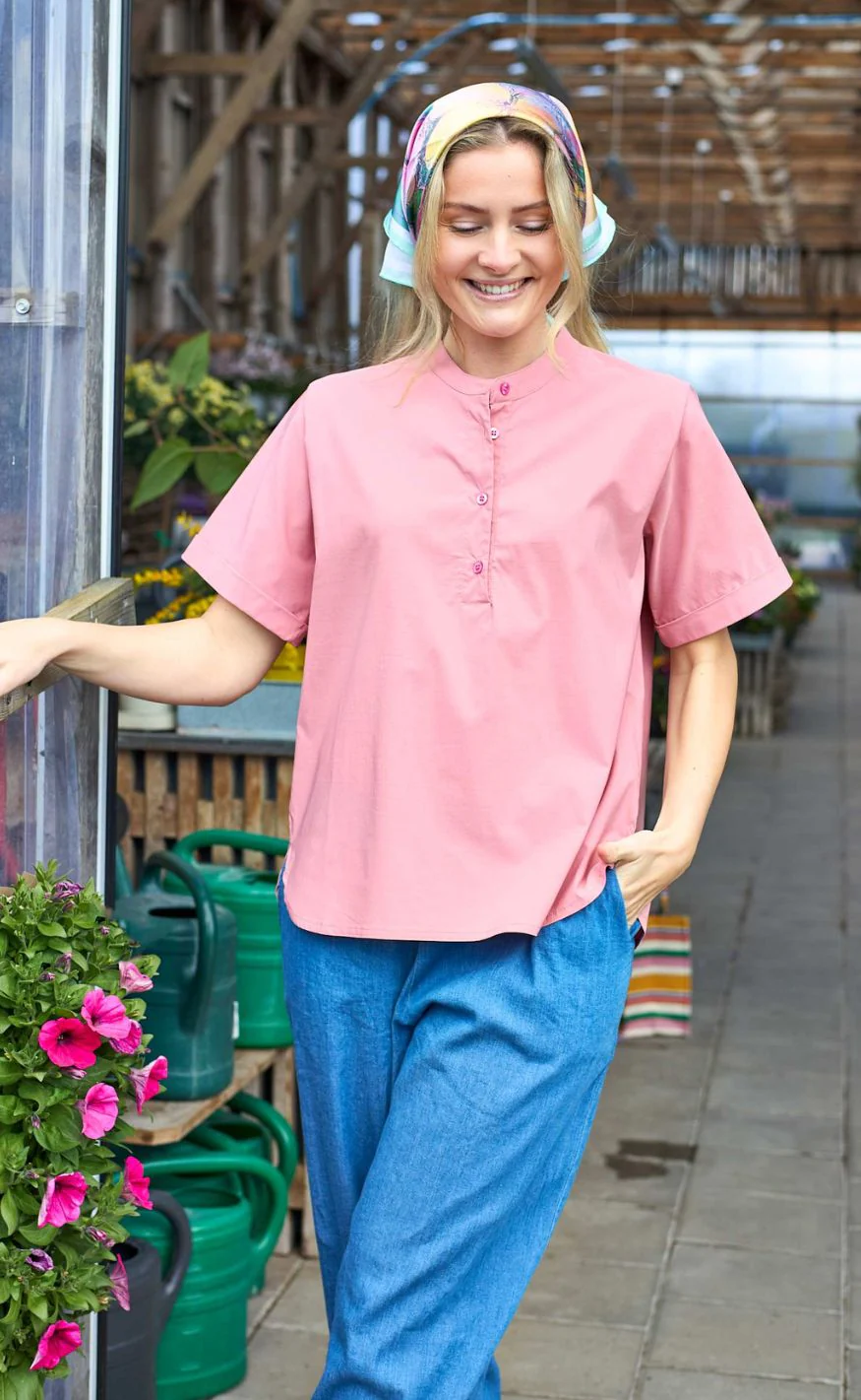 Black Colour Bluse - Davina - Rose - Image 3
