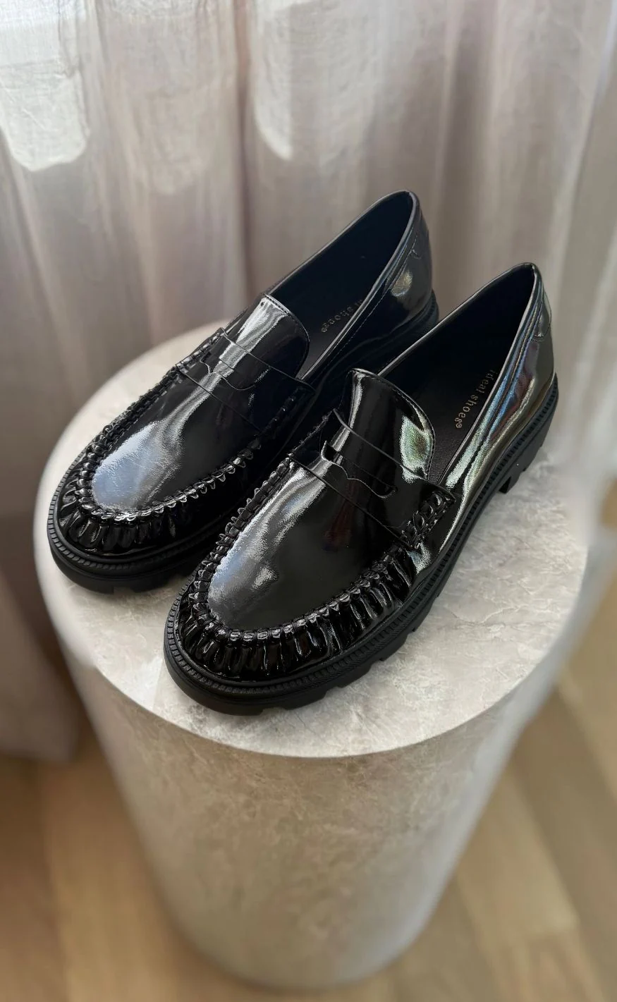 Chosen Loafers  - Marika Shiny - Black - Image 2