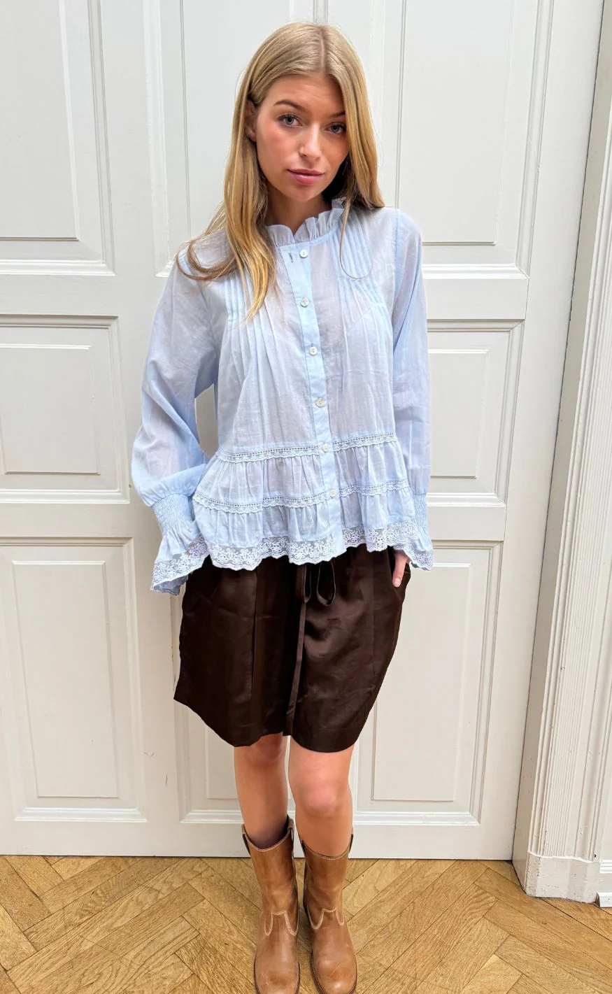 Continue Bluse - Audrey LS - Light Blue - Image 2