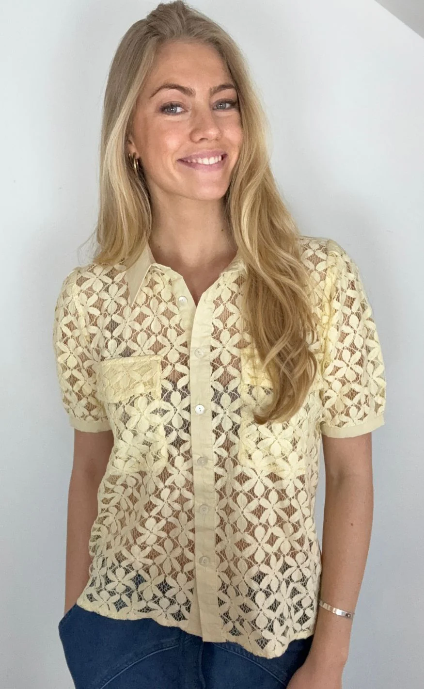 Continue Bluse - Charlotte Lace SS - Light Yellow - Image 2