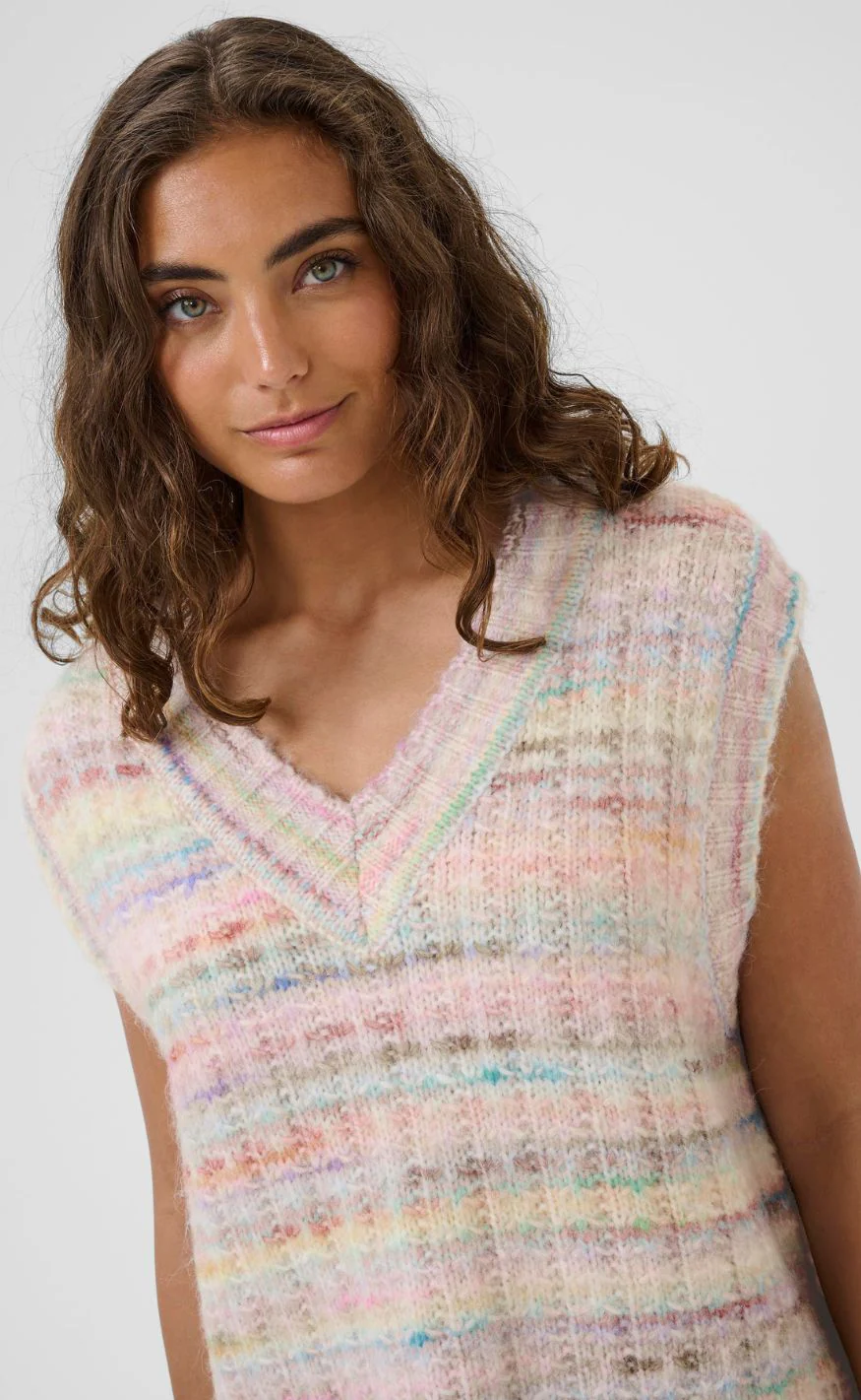 Culture Vest - Bilo - Pink Multi - Image 5