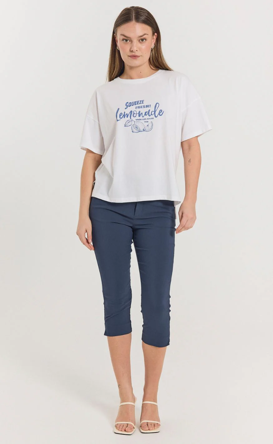 Freequent Bukser - Solvej Capri - Navy Blazer - Image 4