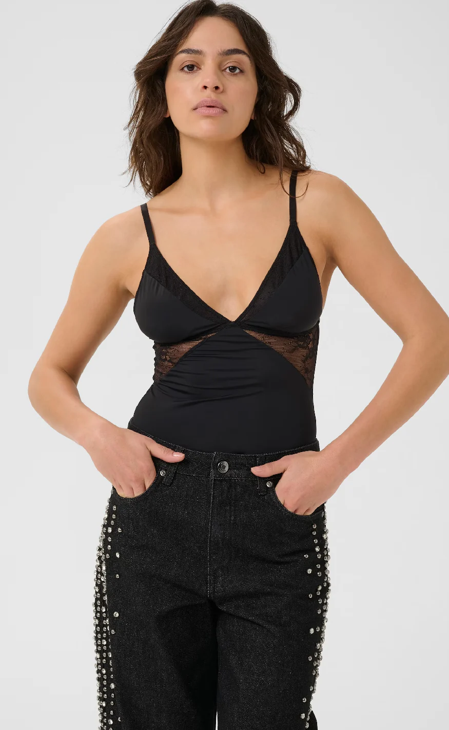Gestuz Top - Cami Blonde - Black - Image 2