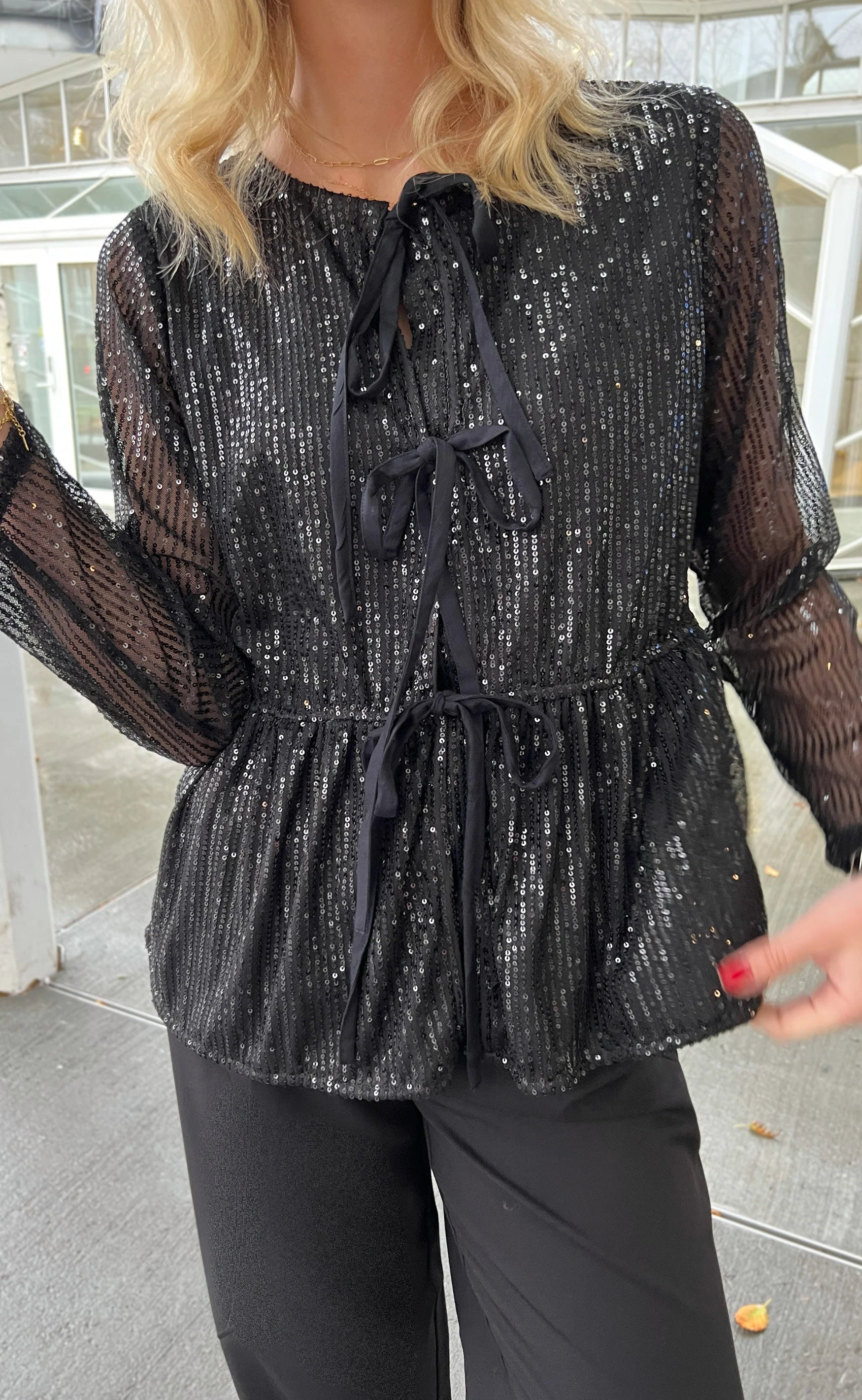 Say INA Copenhagen Bluse - Petra - Black Sequin - Image 4
