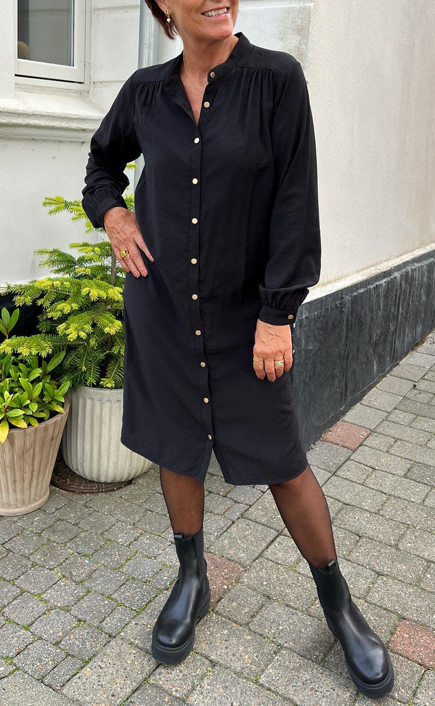 Say INA Copenhagen Kjole - Tina - Black - Image 9