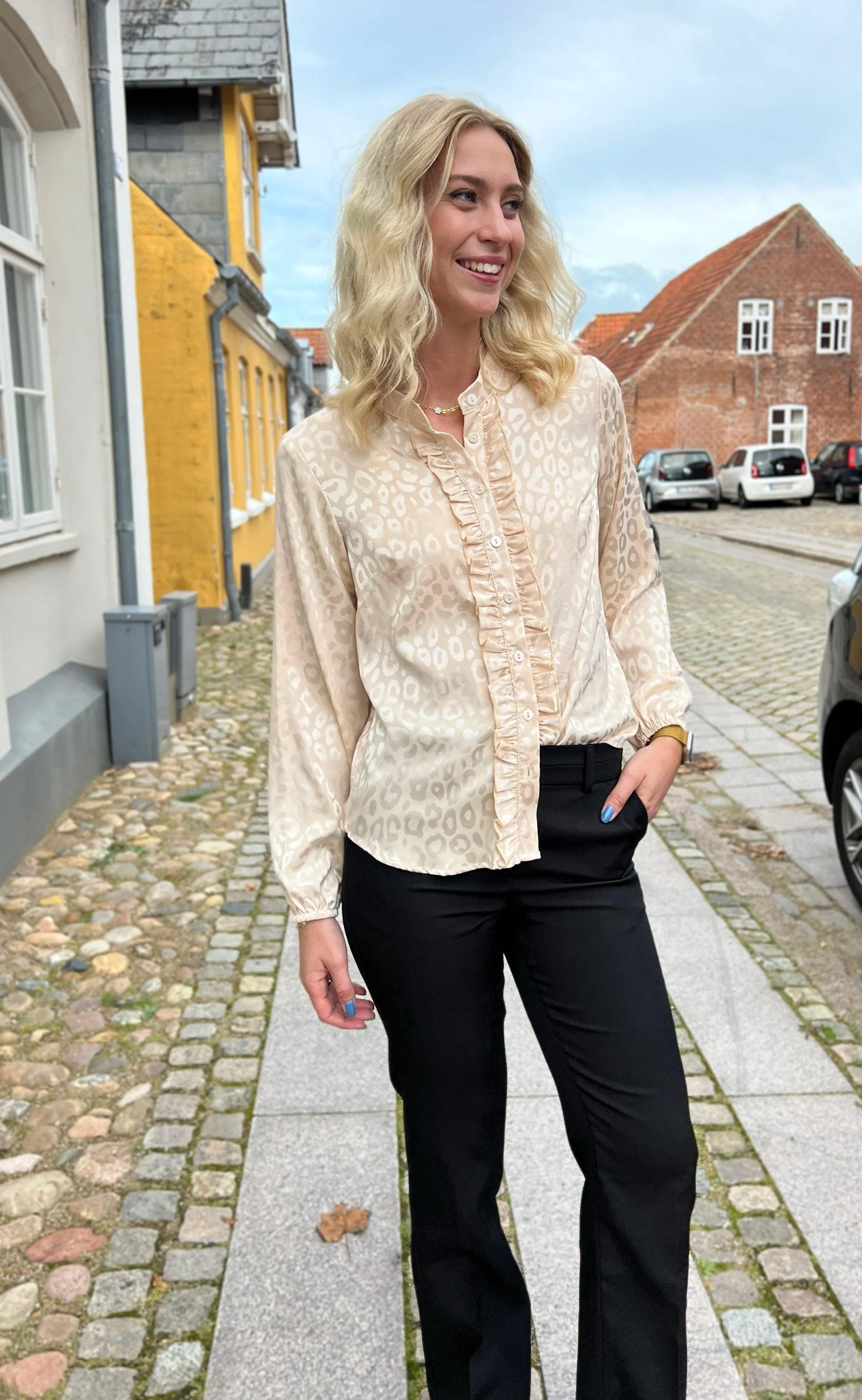 Say INA Copenhagen Skjorte - Florina - Light Leopard - Image 6