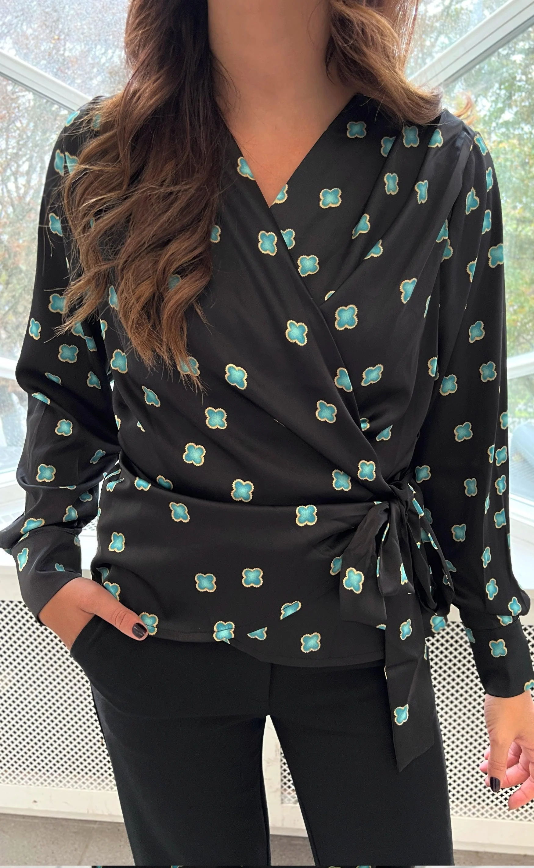 Say INA Copenhagen Bluse - Josse - Black/ Turquoise Print - Image 3