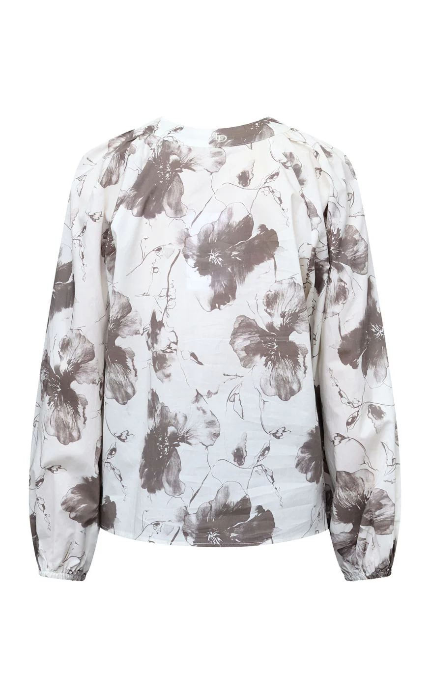 Love & Divine Bluse - Love1528 - Brown Flower - Image 4