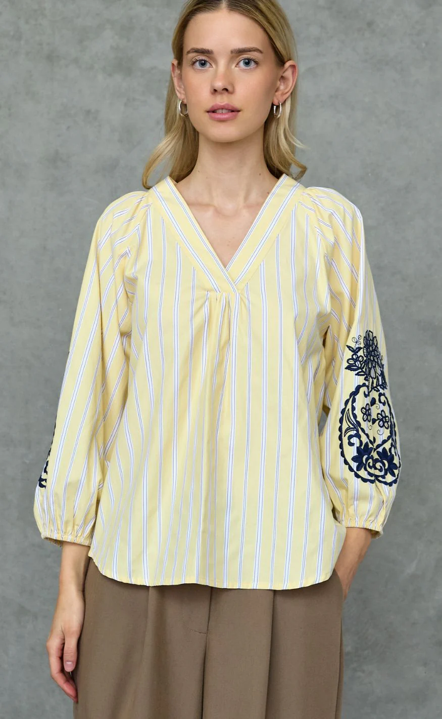 Love & Divine Bluse - Love1597 - Straw Stripes - Image 2