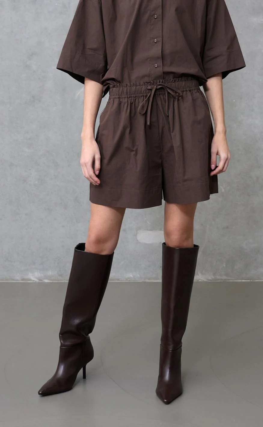 Love & Divine Shorts - Love970-12 - D. Chocolate - Image 2