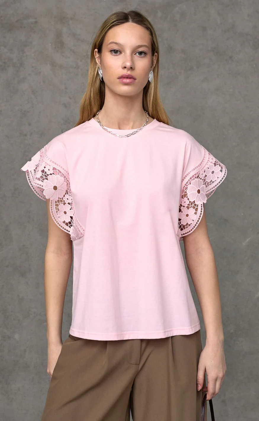 Love & Divine T-shirt - Love1517 - Soft Rose - Image 2