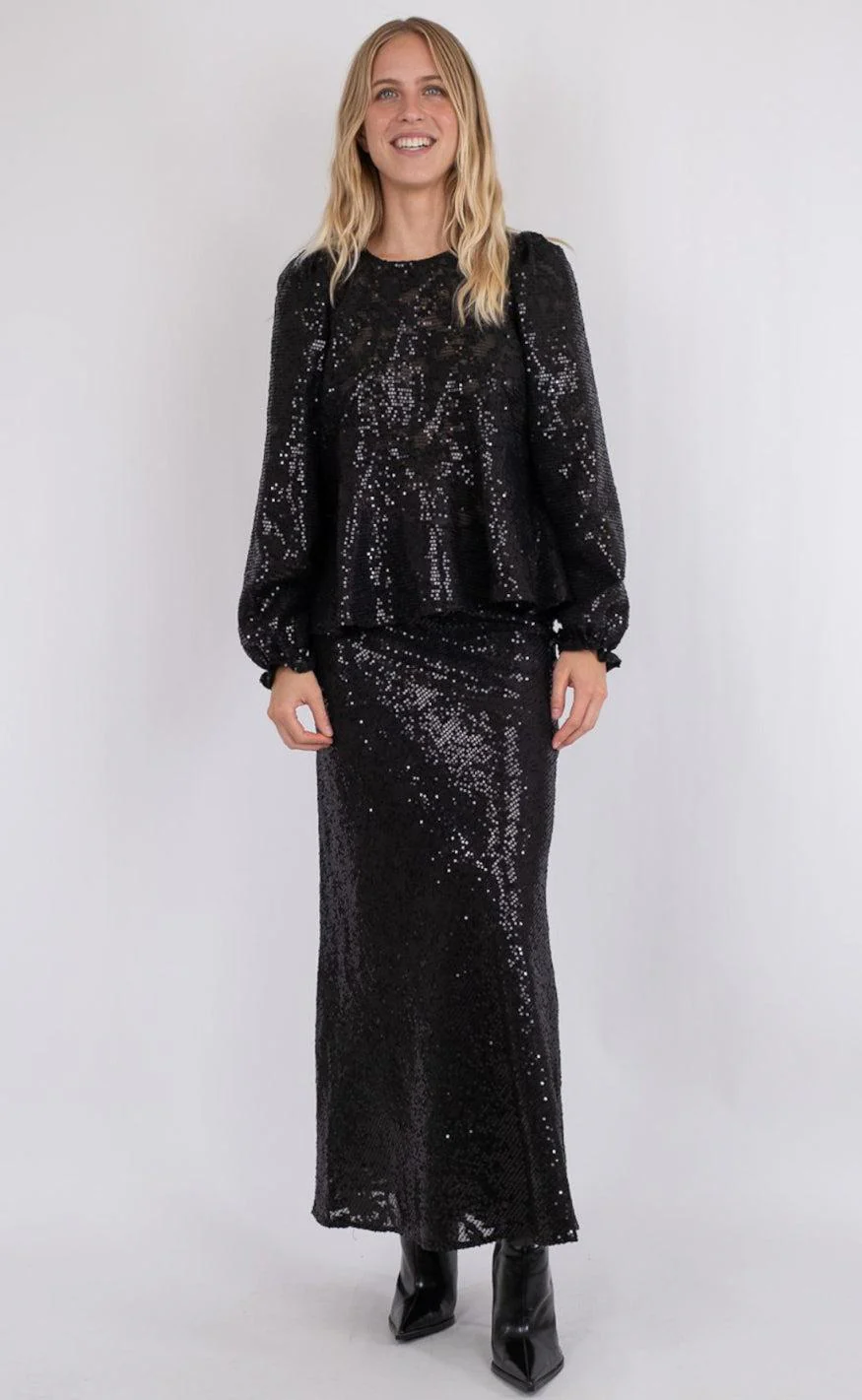 Neo Noir Bluse - Rizzo Sequins - Black - Image 5