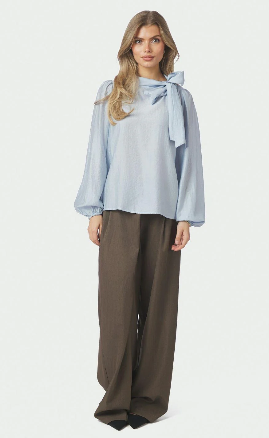 Neo Noir Bluse - Selene Crisp - Light Blue - Image 4