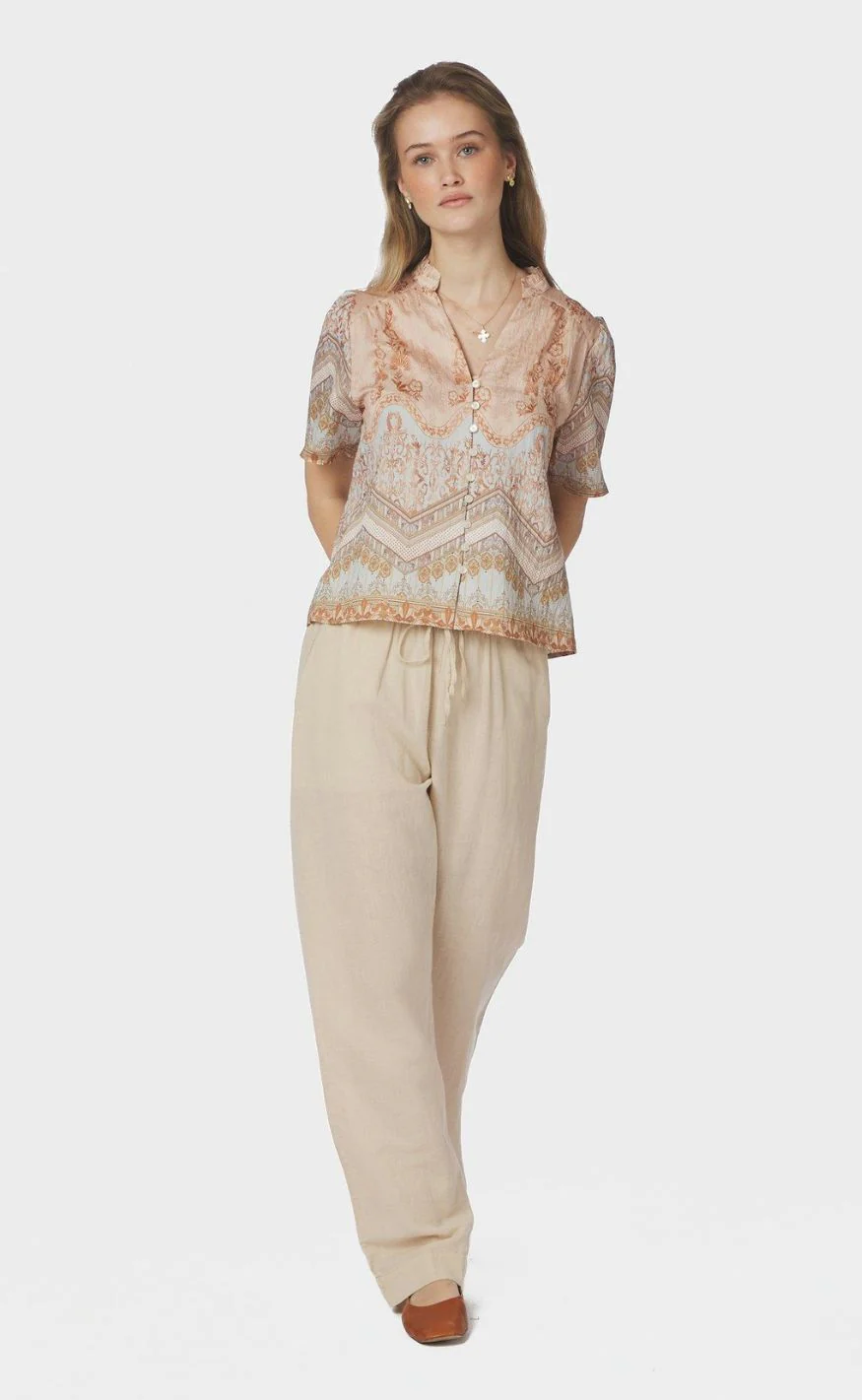 Neo Noir Bluse - Torana Flower Border - Flower Peach - Image 5