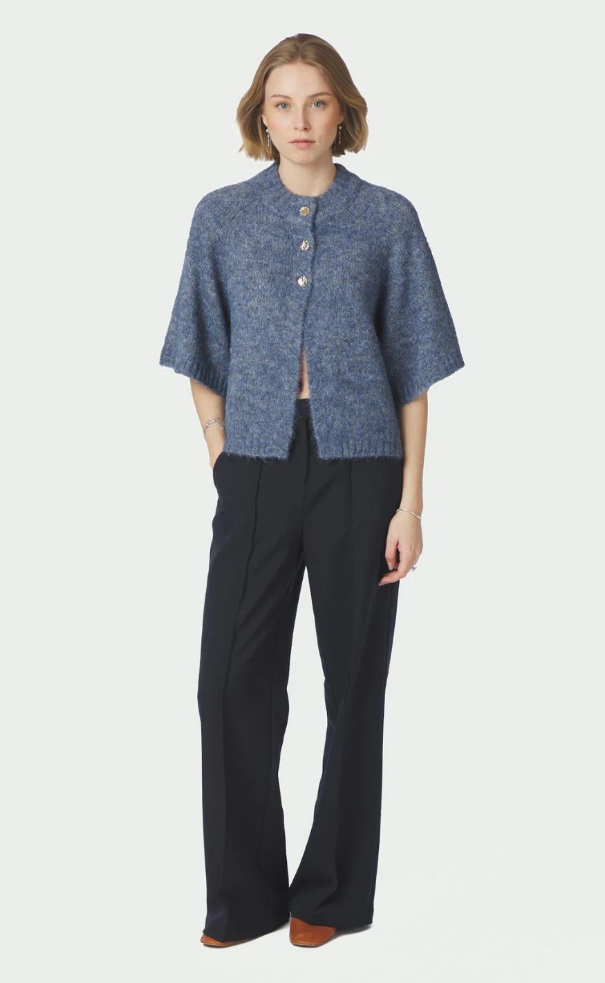 Neo Noir Cardigan - Benuta - Smoke Blue - Image 4