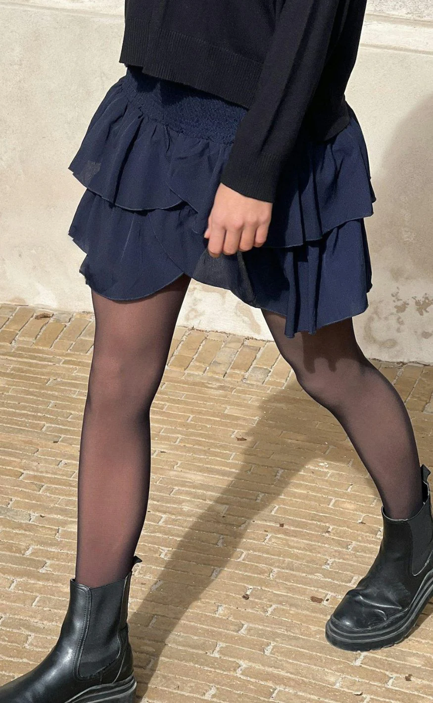 Neo Noir Nederdel - Carin R - Navy - Image 9