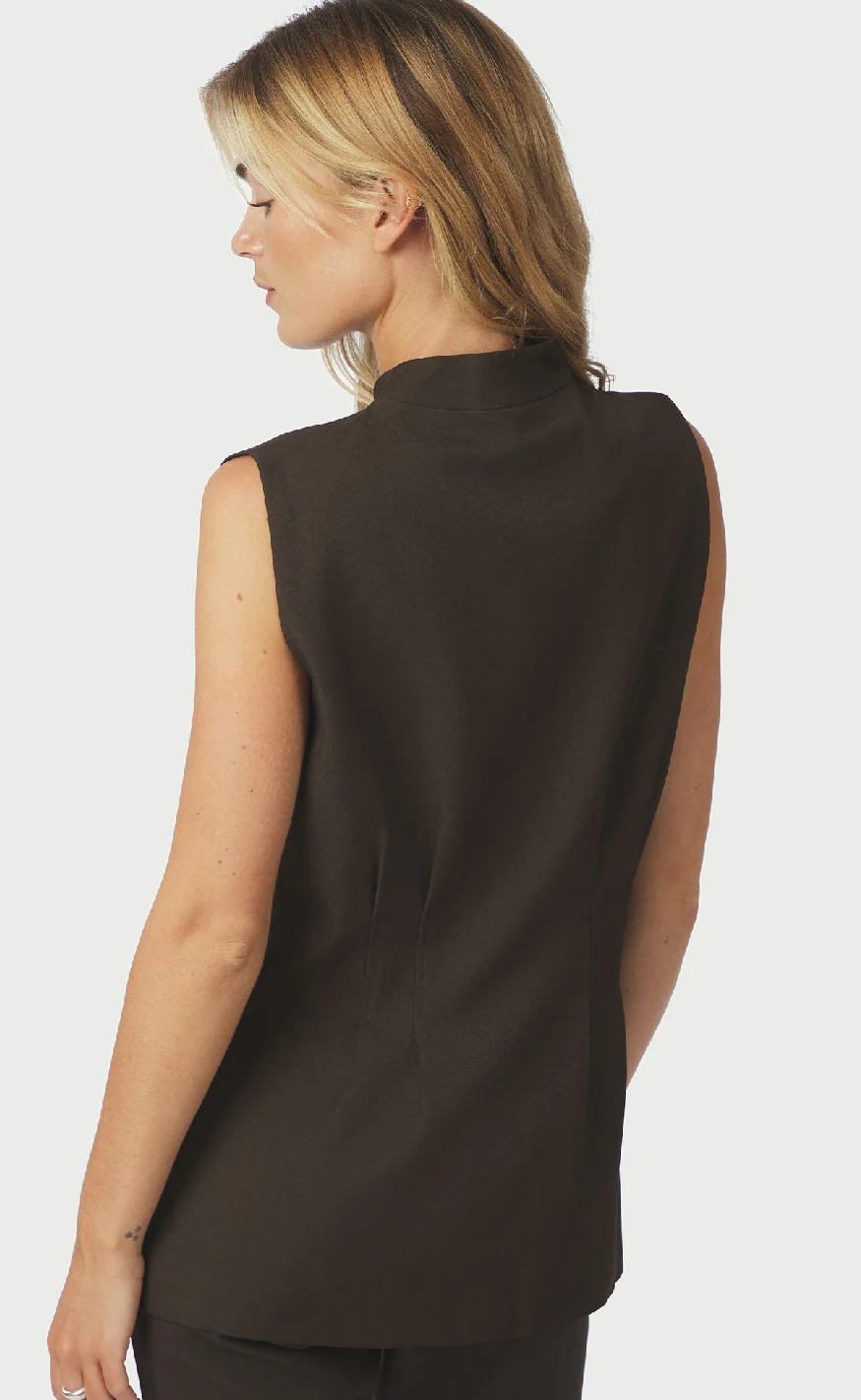 Neo Noir Vest - Finna Structure - Dark Brown - Image 5