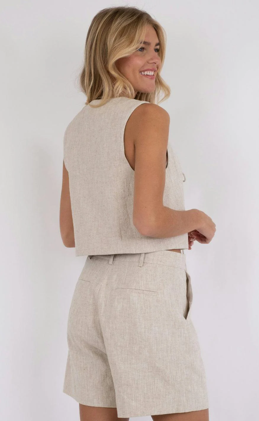 Neo Noir Vest - Varsa - Natural - Image 4