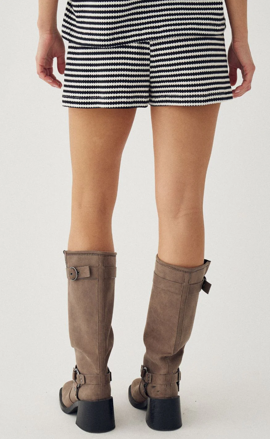 Noella Shorts - Mariella MW - Danni Black Stripe - Image 6