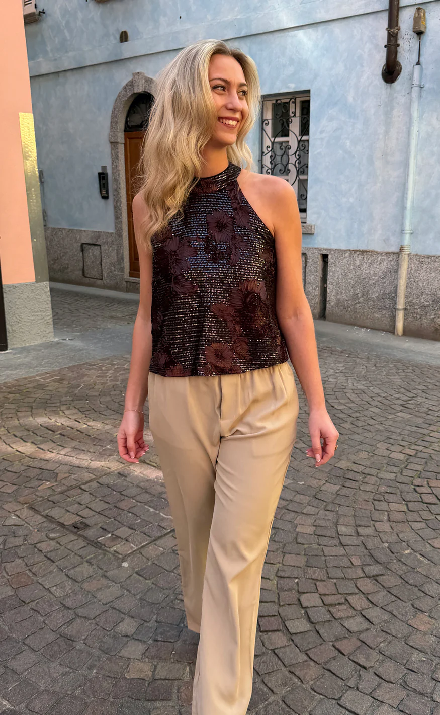 Say INA Copenhagen Top - Ava - Dark Brown Sequin W. Flowers - Image 3