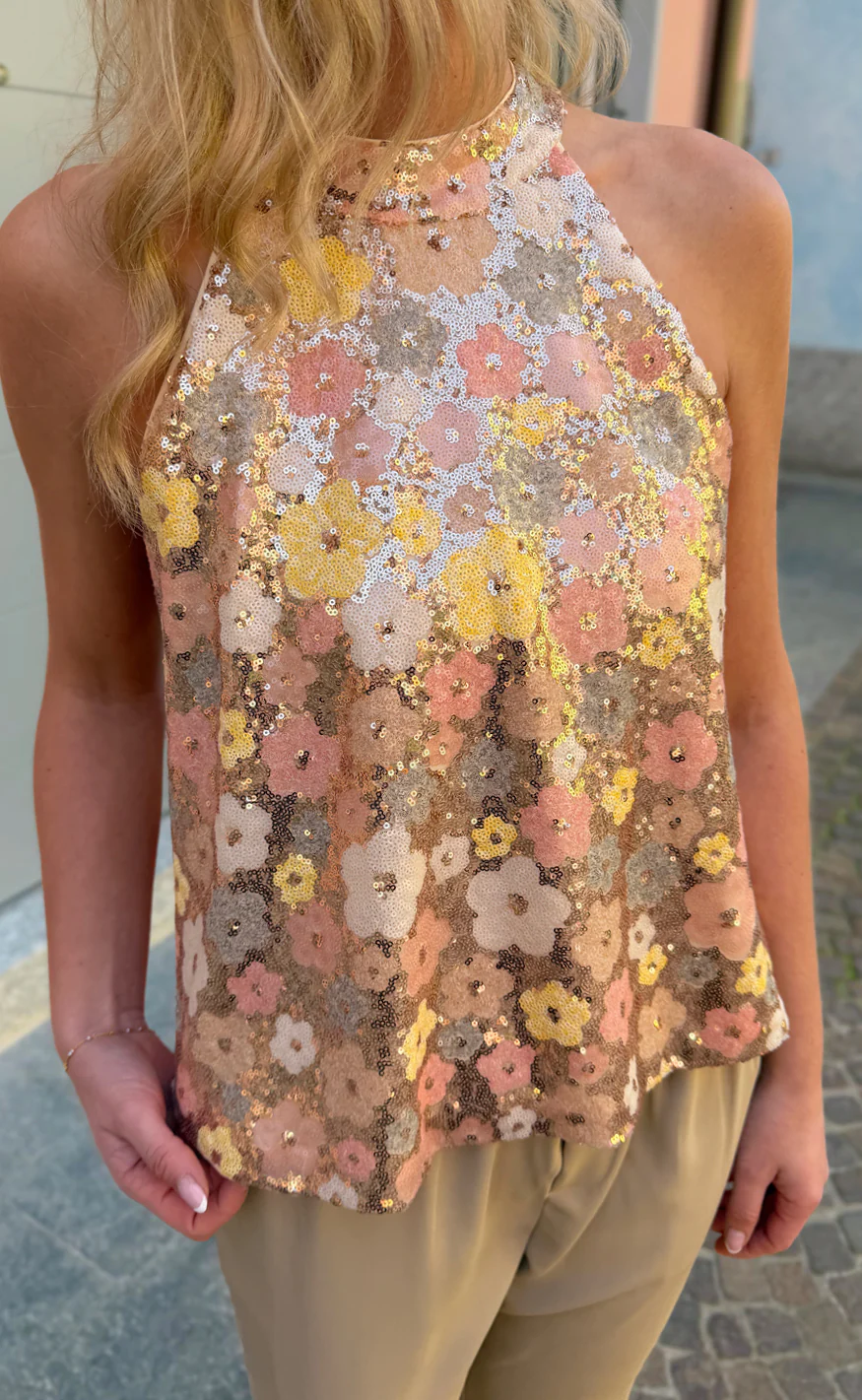 Say INA Copenhagen Top - Ava - Summer Sequin Flowers - Image 2