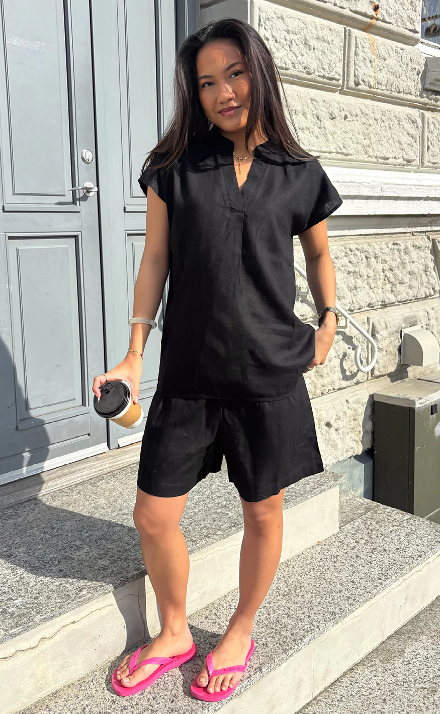 Say INA Copenhagen Top - Laura Linen - Black - Image 4