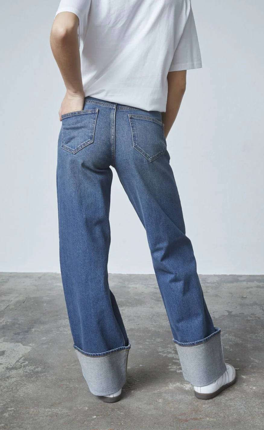 Sisters Point Jeans - ONEA-TURNUP2 - Vintage Blue - Image 2