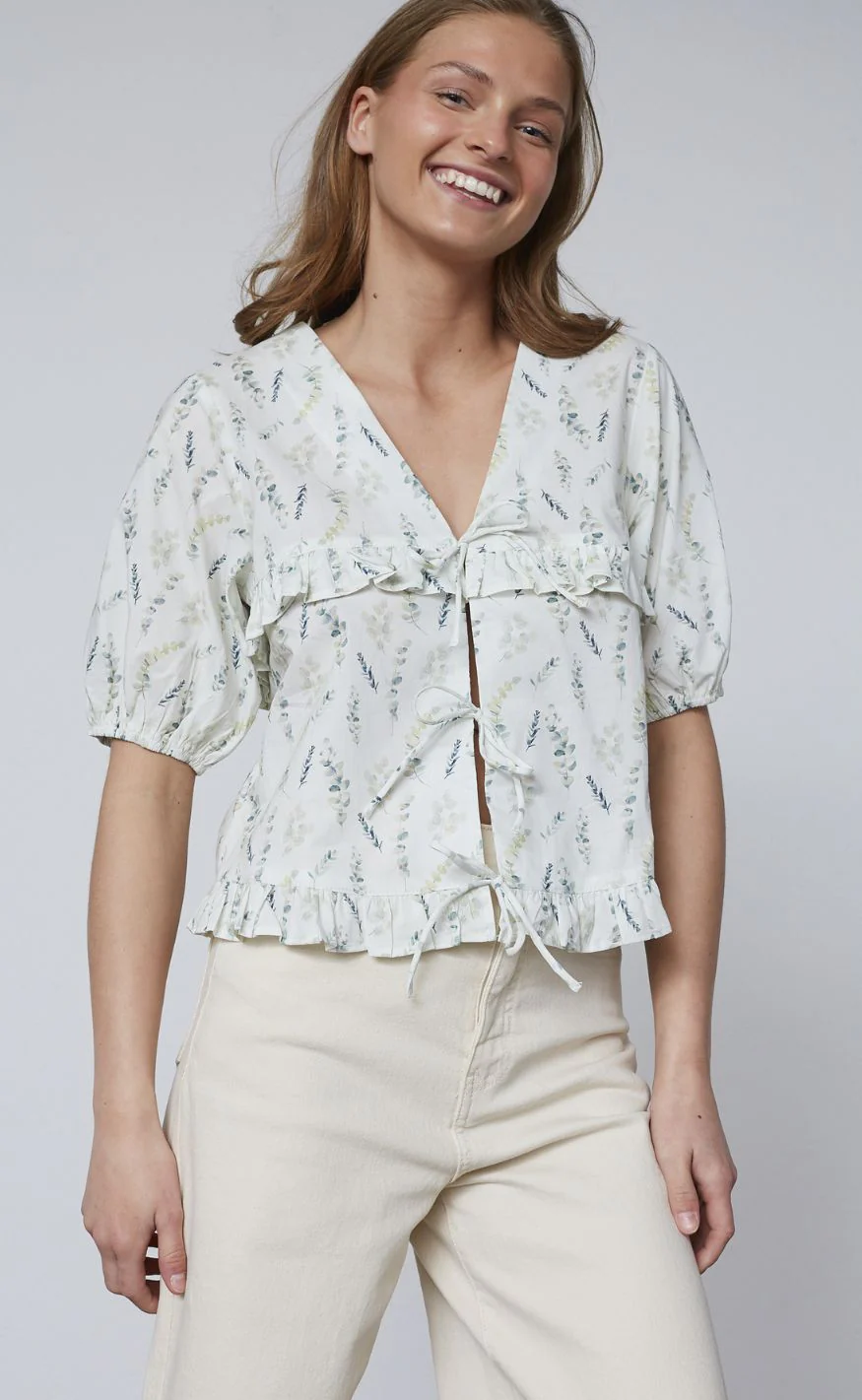 Sisters Point Top - INUSA-TIE2 - Cream/Flower - Image 2