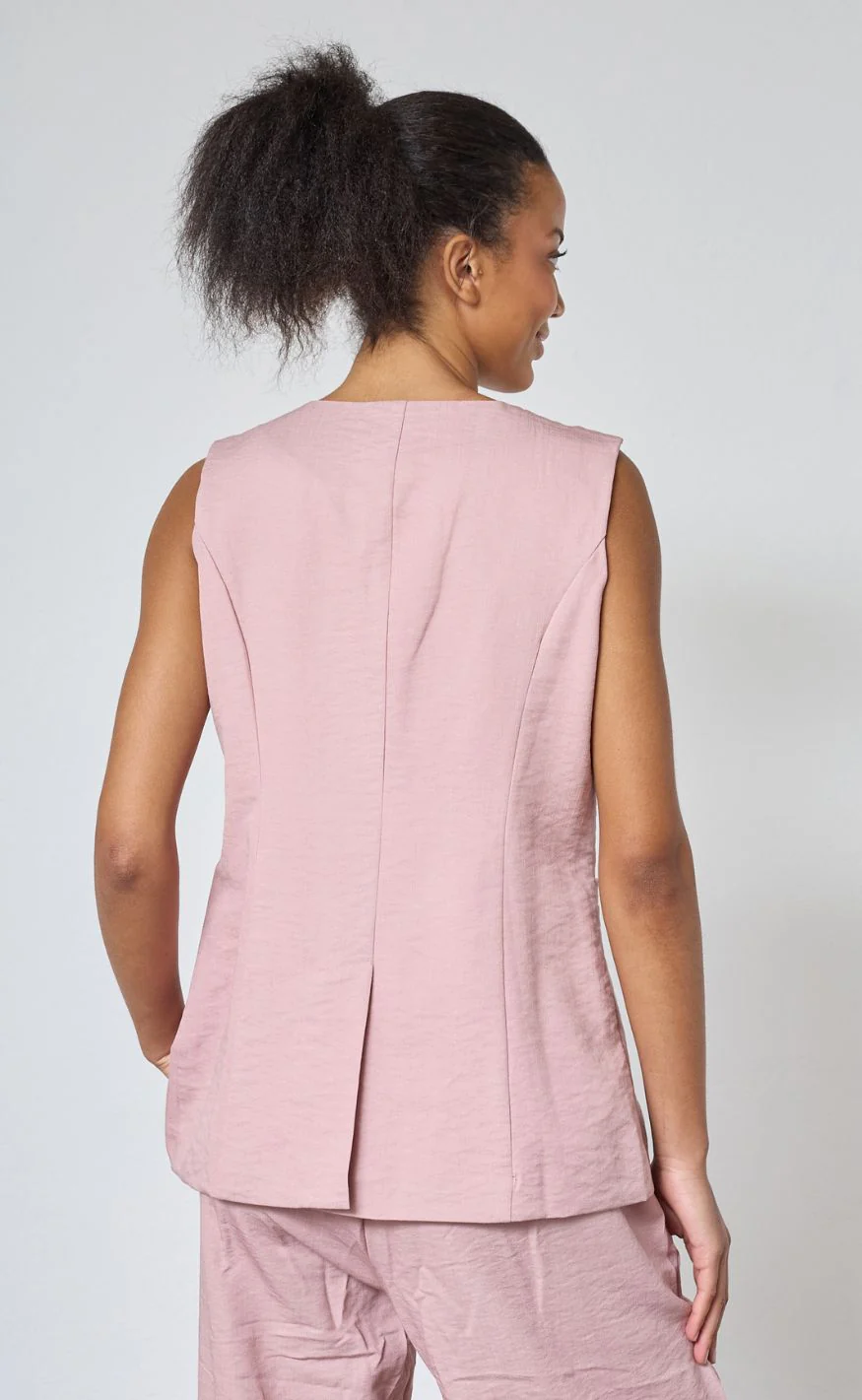 Sisters Point Vest - GAME-VE - Mauve - Image 5