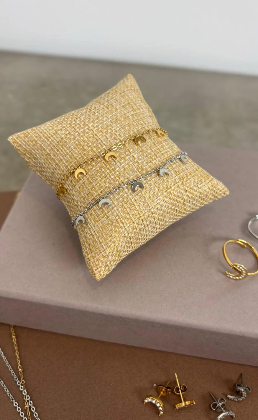 Smykkeli Copenhagen Armbånd - Oslo Moon - Gold Colour - Image 3
